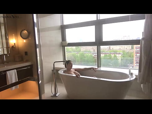 ❤️ Sayang yang luar biasa dengan penuh semangat menyentak vaginanya di kamar mandi ☑ Video sialan pada kami id.teenactivewear.ru ❤