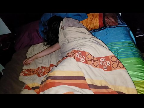 ❤️ Anak tiri memarahi ibu tirinya yang masih muda saat dia tidur. ☑ Video sialan pada kami id.teenactivewear.ru ❤